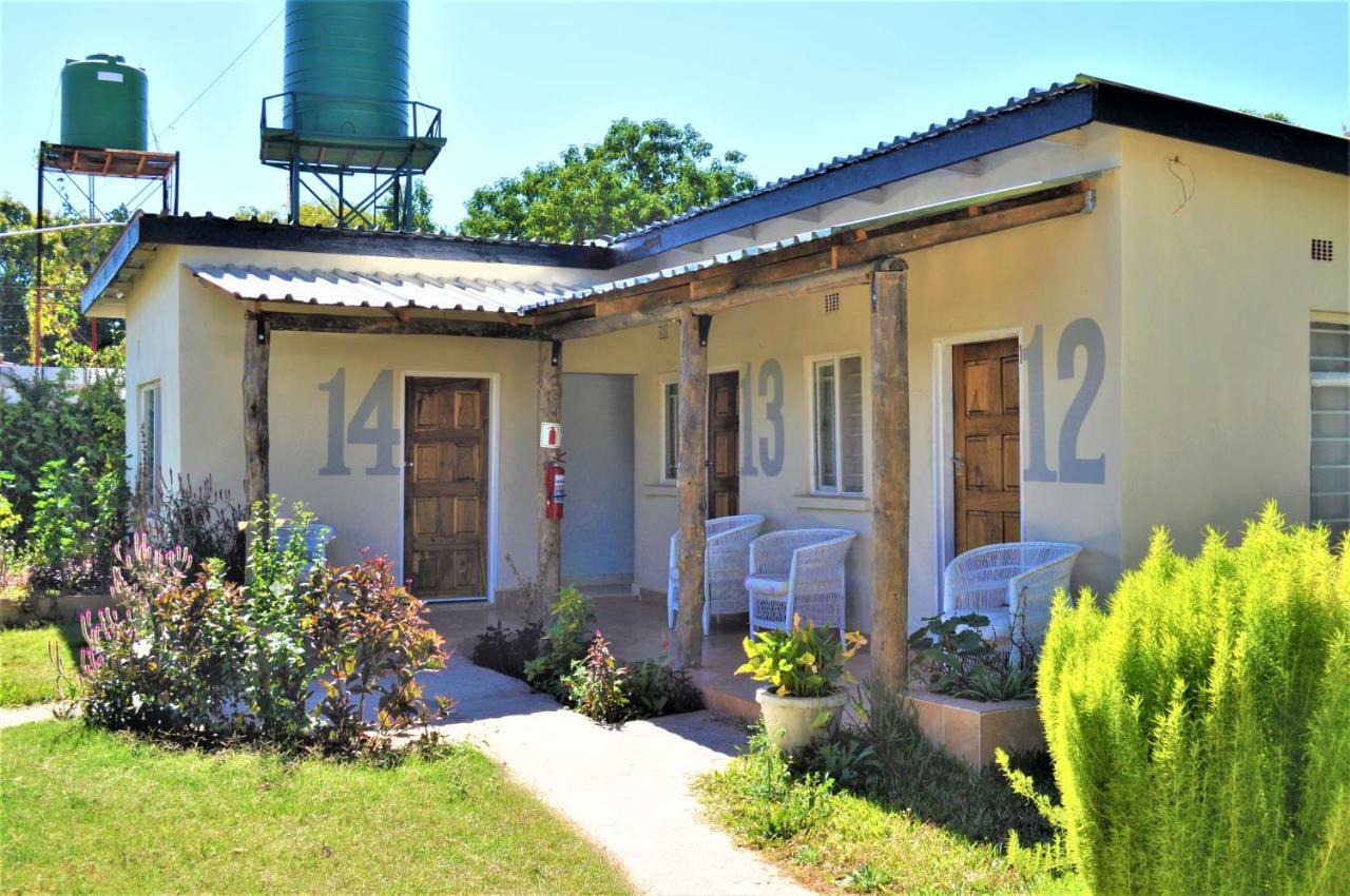 Natwange Backpackers Hostel Lusaka Exterior photo